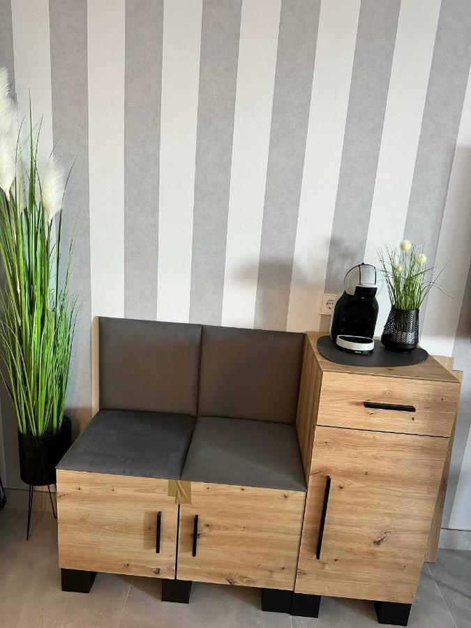 Fewo Sky21 * Langen Exklusives Appartment Vollausstattung / Zentrale Lage *Neu* Esterno foto